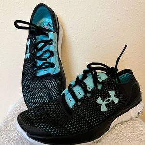 Under Armour, black/aqua sneakers, size 6.5